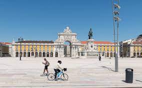 Portugal tem hoje o dobro dos casos ativos que existiam há um ano. Portugal Com Mais Dois Obitos E 1 233 Novos Casos De Covid 19 O Jornal Economico