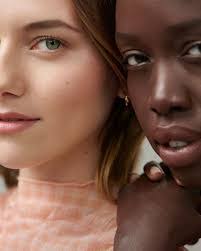 Derek Shipp's Instagram, Twitter & Facebook