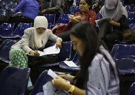 Three victims in icu due to bleeding in the brain, says hkl director. Hello My Name Is Recruiters Say Local Grads Struggle Even With That Malaysia Malay Mail