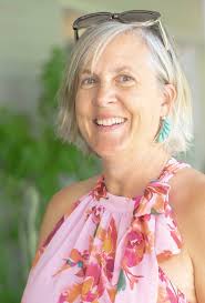 Dressing Up an Athletic Skirt and Working