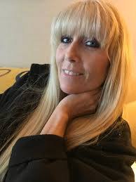 Janine Morris's Instagram, Twitter & Facebook