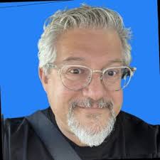 🚀 Too Senior to Be Hired, Too Young to Retire (Issue 642)