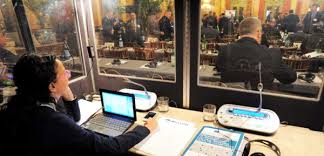 Presente anche la traduzione istantanea con fotocamera utilizzando la camera del vostro dispositivo per tradurre il testo in 28 lingue differenti. Servizio Di Interpretariato Roma Agenzie Di Traduzioni E Interpretariato Roma Interpretariato Simultaneo Di Conferenza Trattativa Interpreti E Traduttori Roma Provincia Interpretariato Consecutivo Chuchotage Servizio Di Traduzioni Simultanee