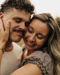 Katy Simmons (@katysimmonss) • Instagram photos and videos