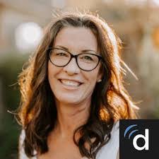 Colleen Fleming's Instagram, Twitter & Facebook