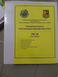 Bimbingan dan konseling adalah proses interaksi antara konselor dengan konseli baik secara langsung maupun tidak langsung dalam rangka untuk membantu konseli agar dapat mengembangkan potensi dirinya ataupun memecahkan permasalahan yang dialaminya. Skpmg2 Untuk Guru Kaunseling Dokumen Eviden Guru Kaunseling Nurhaiza Che Mat
