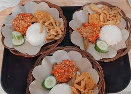 Level 200 cabe ayam gepuk pak gambus! Ayam Gepuk Pak Gembus Moh Toha Home Facebook