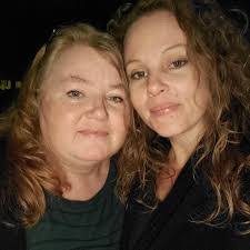 Kara Reeves's Instagram, Twitter & Facebook