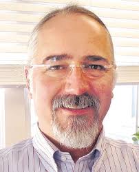 UCSC grad and nonprofit veteran replaces retiring CASA leader