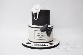 Evelina made the edible chanel logo for the cake which gave it that perfect designer touch! Loved Making This Elegant Chanel Themed Finesse Cakes Uk Facebook