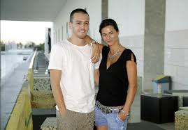 It stars sara matos, lourenço ortigão and others. Pedro Teixeira Da Os Parabens A Claudia Vieira E Fas Ficam Rendidas