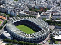 Des espaces hospitalités haut de gamme. Pariser Parc Des Princes Vor Verkauf