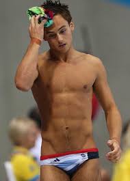 Bulges Archives - Nude MenNude Male ModelsGay Selfies & Gay Porn: Explore the world of sexy packages!