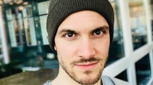 Iris (conradt) cöster und alexander cöster. Gzsz Spoiler Riesen Drama Bei Laura Und Felix Hochzeit Promiflash De