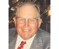 Lisa Leland's Instagram, Twitter & Facebook