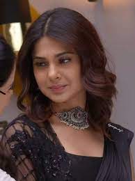 Pin By Ayesha On B Hadh2 Jennifer Winget Jennifer Winget Beyhadh Jennifer Love