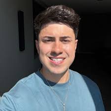 Erik Quintero (@erikquintero_)