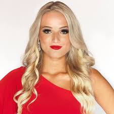 Elizabeth Barnes (@lizmariebarnesmusic) • Facebook