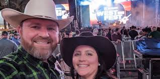 Brandon Loring's Instagram, Twitter & Facebook