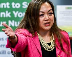 To Life! celebrates grand opening in Riverfront Center