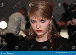 12,163 Backstage Fashion Week Stock Photos