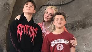 Britney spears has adjusted her child custody arrangement with ex kevin federline, which will see her getting less access to her sons. Britney Spears Sparks Pity With Birthday Tribute To Sons