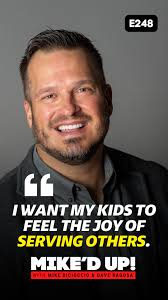 What makes a brand GREAT?! 🤔 In E244, I had the pleasure of interviewing  @dougzarkin, a branding expert with a stellar background at Avon,  Victoria's Secret Pink, and Pearle Vision…to name a