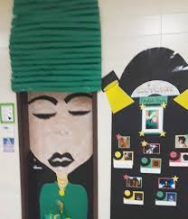 Isle of Hope Elementary Holds Black History Hall and Door Contest