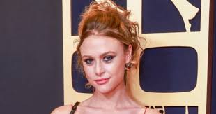 Hayley Erin Talks Playing Claire