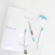 Watch as we demonstrate how simple using vinyl, transfer tape and your cricut scraper can be and how incredible the results look! How To Use Cricut Transfer Tape Pretty Providence
