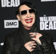 Evan rachel wood filed a police report last year accusing marilyn manson's wife, lindsay usich, of threatening to expose damaging photos of her. Current Wife Marilyn Manson Wanted To Leak Photos Of Underage Ex To Silence Her Show Netherlands News Live