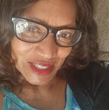 For Grammy Award-Winning singer Yolanda Adams, introducing her YA Handbag  line has been a labor of love! The power of her words and imagination are  now visible & physical manifestations. Looking for