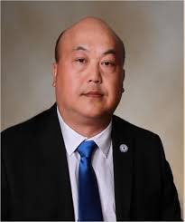 Pao Xiong's Instagram, Twitter & Facebook