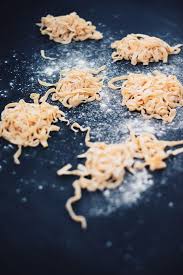 Pates Fraiches Maison Le Coup De Grace Recipe Coconut Flakes Pizza Pasta Spices