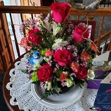 Other top selling same day flowers in colorado springs are wondrous (613 orders), garden of grace planter (521 orders) and pink assortment (480 orders). Springs In Bloom 15 Photos 25 Reviews Florists 318 E Colorado Ave Colorado Springs Co Phone Number Yelp