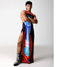 Baju ini termasuk koleksi musim gugur dari perancang fesyen meksiko, victor barragan. 10 Potret Jefri Nichol Dengan Gaya Rambut Baru