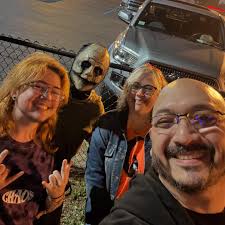 Haunt Number 2# this year took us back to Barrett's Haunted Mansion to see  some old friends for their 33rd season! Loved the game rooms which flashed  back to my Hasbro days.