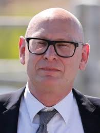 Ian Hunter drawn into legal battle over cycling path