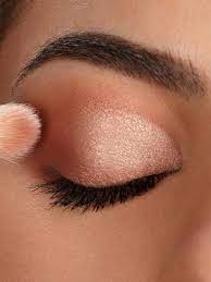Maybe you would like to learn more about one of these? Get A Rose Gold Eyeshadow Look In 2 Steps Maybelline