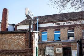 Die universität liegt weit von meinem haus. So Schon Ist Es In Frankfurt Hausen 43perspektiven