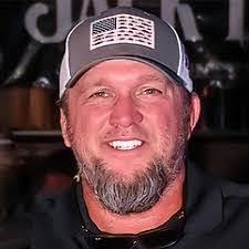 Iva Schaefer's Instagram, Twitter & Facebook