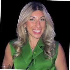 Incredibly honored and excited to share that I'll be joining the Board of  Directors of the Alzheimer's Association, New York City Chapter. As some of  you know, this cause is one I've (