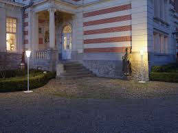 Stehleuchte Plenum Move Aussenleuchte Rund E27 Max 25w Weiss Mit Schuko Stecker Zum Sofortigen Einsatz Ohne Mo In 2020 Aussenbeleuchtung Haus Aussen Aussenbeleuchtung