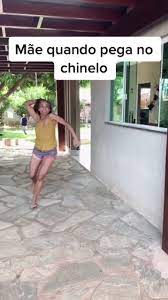 Mae Arremessando Chinelo | TikTok