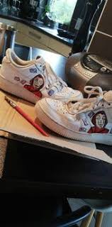 haus des geldes schuhe airforce1 airforce hausdesgeldes zeichen malen des geldes haus schuhe malerei schuhe haus