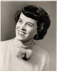 Florence Lott's Instagram, Twitter & Facebook