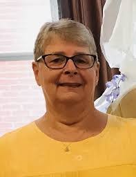 Mary Lalonde's Instagram, Twitter & Facebook