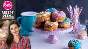 Sallys Faschings Spritzkuchen Youtube In 2020 Spritzkuchen Kuchen Ohne Backen Lebensmittel Essen