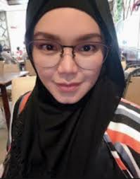 Maybe you would like to learn more about one of these? 10 Artis Yang Sangat Comel Bila Berkaca Mata Berita Steady