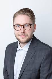 A team to guide you. Because the world must keep moving forward.